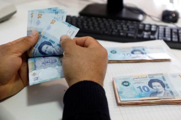 هل ضيقت مكاتب الصرافة التونسية الخناق على السوق السوداء للعملة
